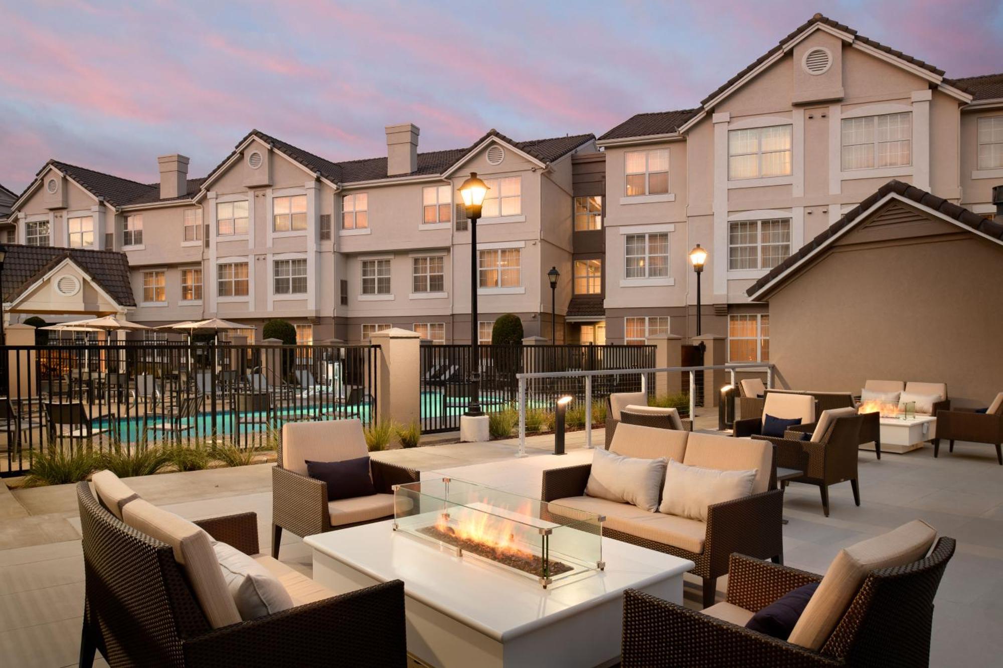 Residence Inn פלזנטון מראה חיצוני תמונה